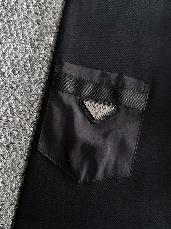 ブランドTシャツ細部ディテール